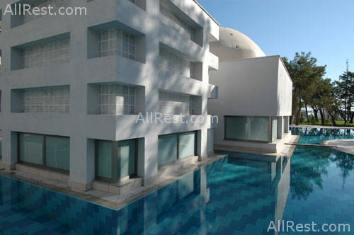 Sungate Port Royal 8